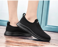 Men Vulcanize Shoes Mesh Men Shoes Lightweight Comfortable Men's Sneakers 2020 Autumn Fashion Slip On Flats Shoes Male Loafers