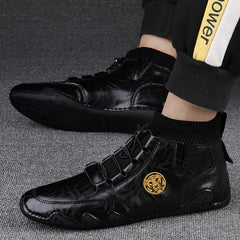 CLOHOO Men's Wear-resistant Boots Casual Classic Genuine Leather Handmade Shoes Ankle Round Toe Lace Up Walking Business Boot