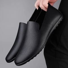 New Mens Casual Leather Shoes Handmade Lightweight Mens Loafers Moccasins Breathable Slip on Flats Soft-Soled Male Driving Shoes