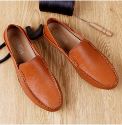 Men Loafers 2025 New Leather Shoes Men‘s Casual Shoes Moccasins Breathable Sneakers Men Driving Shoes Comfort Flats Plus Size 48