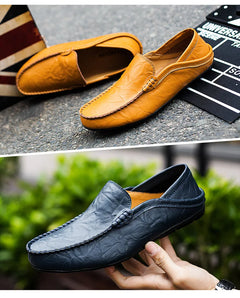Men Loafers 2025 New Leather Shoes Men‘s Casual Shoes Moccasins Breathable Sneakers Men Driving Shoes Comfort Flats Plus Size 48