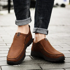 Leather Men Casual Shoes Comfortable Man Walking Runnning Sneakers Breathable Man Loafers Slip on Driving Shoes Zapatos Size 48