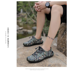Men Sandals Brand Clogs Casual Shoes EVA Lightweight Sandles Man Colorful Shoes for Summer Beach Zapatillas Hombre