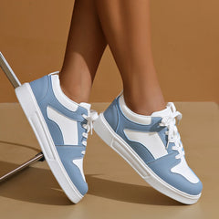 2024 White Red Sports Skate Shoes Ladies Large Size 42 Low Top Casual sneakers Ladies flat comfortable leather skates