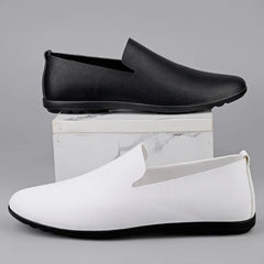 New Mens Casual Leather Shoes Handmade Lightweight Mens Loafers Moccasins Breathable Slip on Flats Soft-Soled Male Driving Shoes
