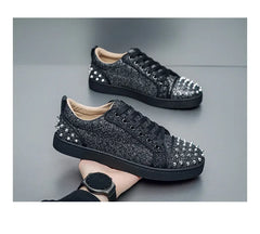 Trend Men Leather Casual Shoes Punk Style Rivet Flat Skate Shoes Young Man Street Black Sneaker