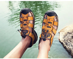 Men Summer Beach Sandals Outdoor Non-slip Wading Shoes Fisherman Leather Breathable Hiking Non-slip Sandals Sandalia Masculina