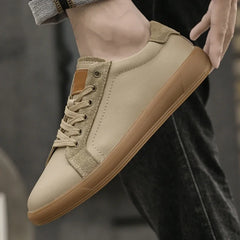 2025 New Luxury Cow Leather Casual Outdoor Sneakers for Men Flat Designer Antiskid Walking Shoes Fashion Lace-Up Oxford Shoes