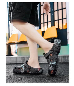 Plus Size 47 Summer Men Sandals Clogs Outdoor Garden Clogs Hole Shoes Male Casual Shoes Water Shoes Comfort Home Soft Slippers