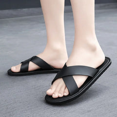 Men's Outdoor Slippers Beach Flat Flip-flop Slippers Summer Casual Slippers Indoor Home Men's Non Slip Shoes Breathable Sandals
