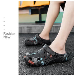 Plus Size 47 Summer Men Sandals Clogs Outdoor Garden Clogs Hole Shoes Male Casual Shoes Water Shoes Comfort Home Soft Slippers