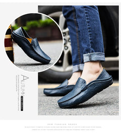 Men Loafers 2025 New Leather Shoes Men‘s Casual Shoes Moccasins Breathable Sneakers Men Driving Shoes Comfort Flats Plus Size 48