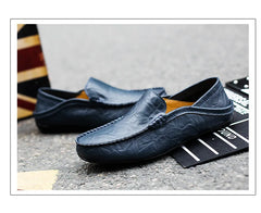 Men Loafers 2025 New Leather Shoes Men‘s Casual Shoes Moccasins Breathable Sneakers Men Driving Shoes Comfort Flats Plus Size 48