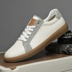 2025 New Luxury Cow Leather Casual Outdoor Sneakers for Men Flat Designer Antiskid Walking Shoes Fashion Lace-Up Oxford Shoes