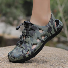 Men Sandals Brand Clogs Casual Shoes EVA Lightweight Sandles Man Colorful Shoes for Summer Beach Zapatillas Hombre