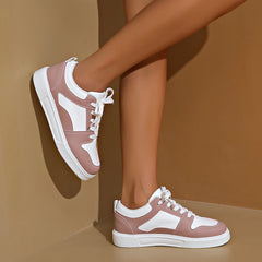 2024 White Red Sports Skate Shoes Ladies Large Size 42 Low Top Casual sneakers Ladies flat comfortable leather skates