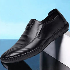 Men Casual Loafers Comfortable Lightweigh Walking Footwear Moccasins Breathable Slip on Male Leather Shoes Zapatos Hombre Male