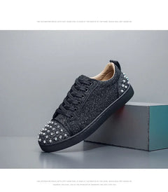 Trend Men Leather Casual Shoes Punk Style Rivet Flat Skate Shoes Young Man Street Black Sneaker
