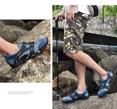 Men Sneakers Summer Wading Mesh Shoes Comfortable Slip on Outdoor Hiking Shoes Zapatos Hombre Casual Climbing Trekking Footwear