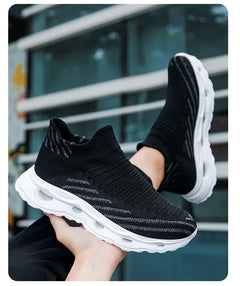 Hiking Shoes Men's Sports Running Black Running Shoes Breathable Mesh Women Lightweight Shock-absorbing Tennis Shoes Large Size